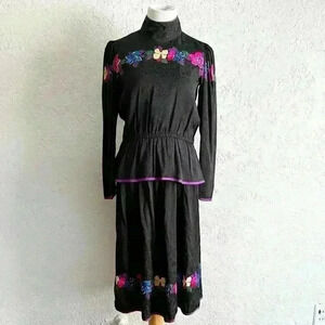 Mary McFadden silk 2 piece floral‎ print set size 4